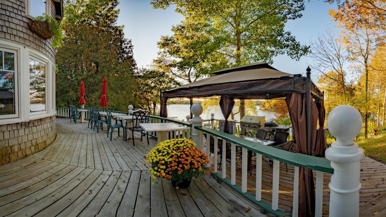 Windswept On The Trent Hotel Campbellford Buitenkant foto